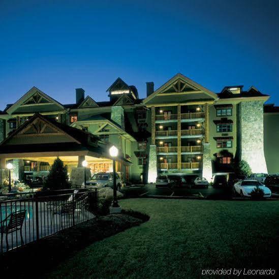 Bearskin Lodge On The River Gatlinburg Bagian luar foto