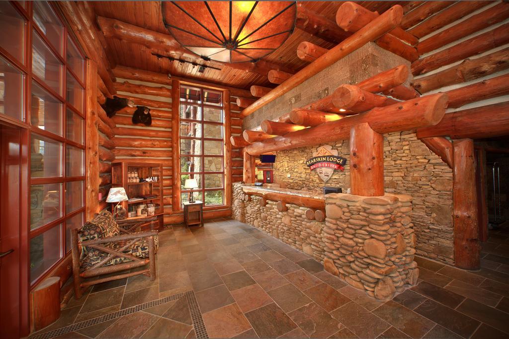 Bearskin Lodge On The River Gatlinburg Bagian luar foto