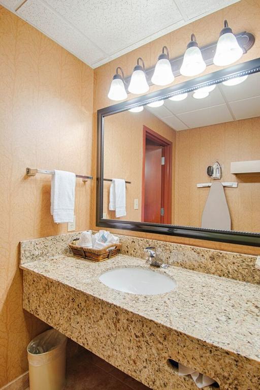Bearskin Lodge On The River Gatlinburg Bagian luar foto