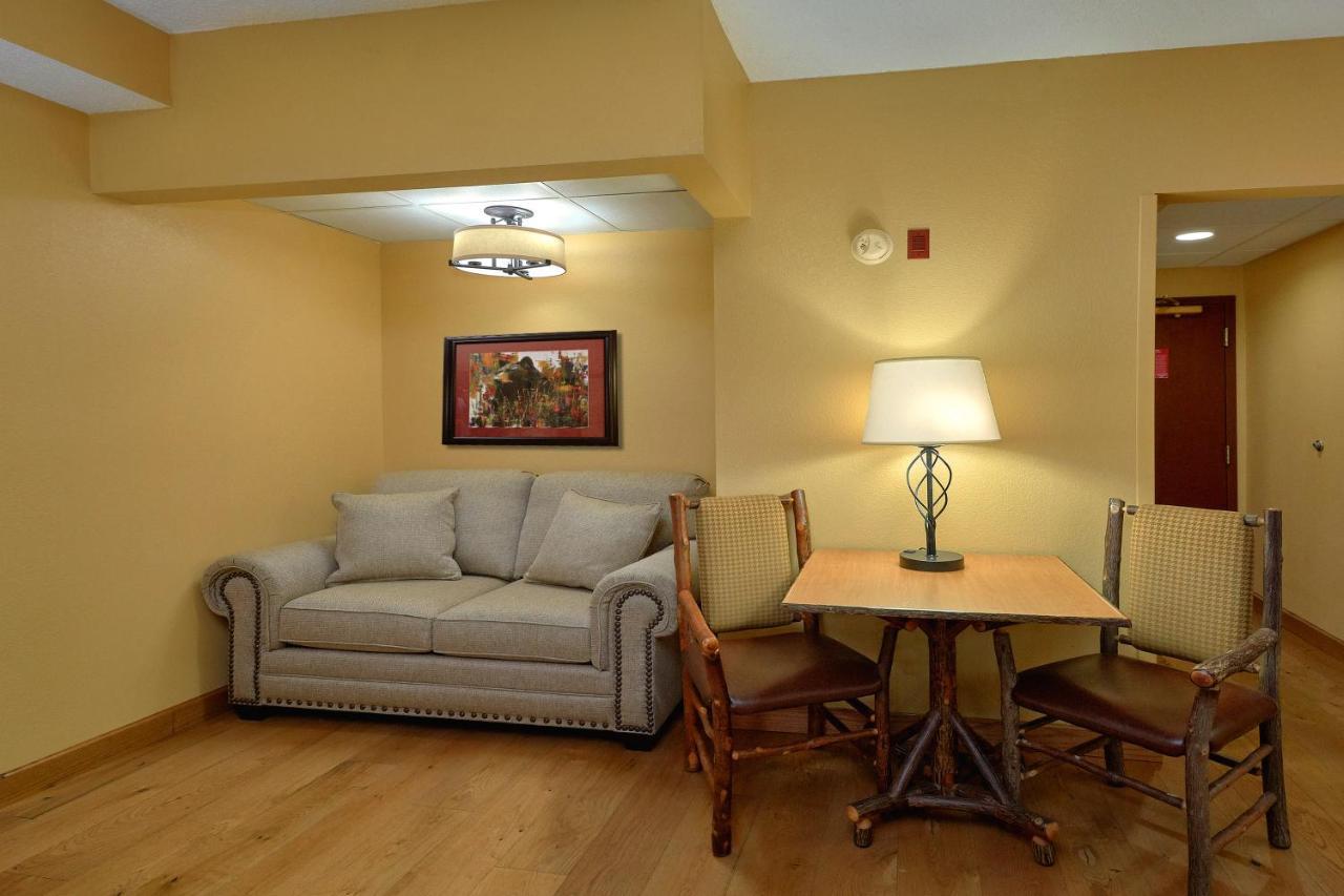 Bearskin Lodge On The River Gatlinburg Bagian luar foto